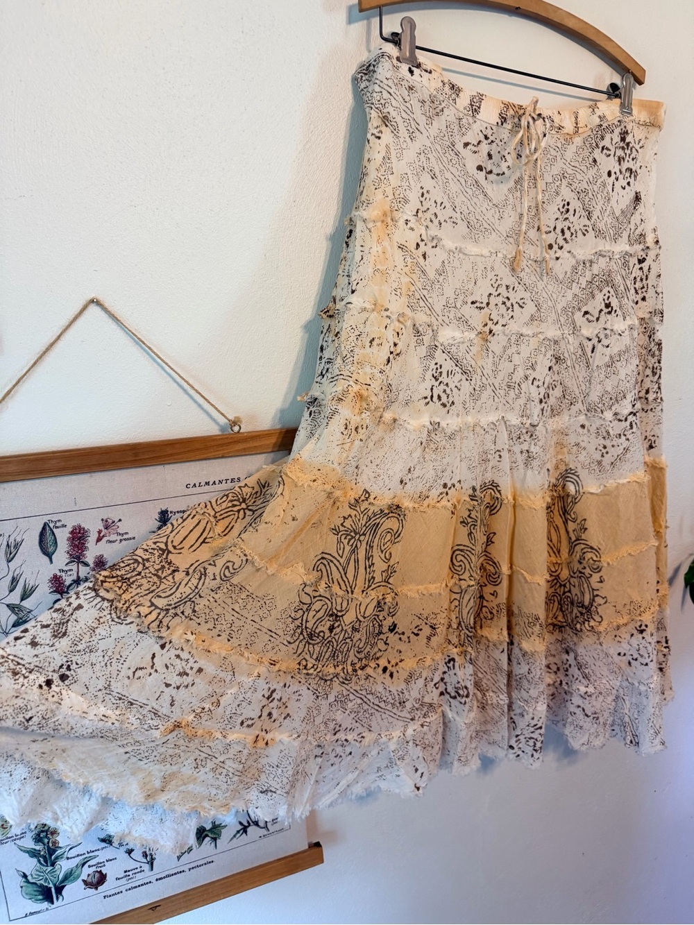 Metro Wear - Large - Cream and Tan Tiered Maxi Skirt - Picture 4 of 12